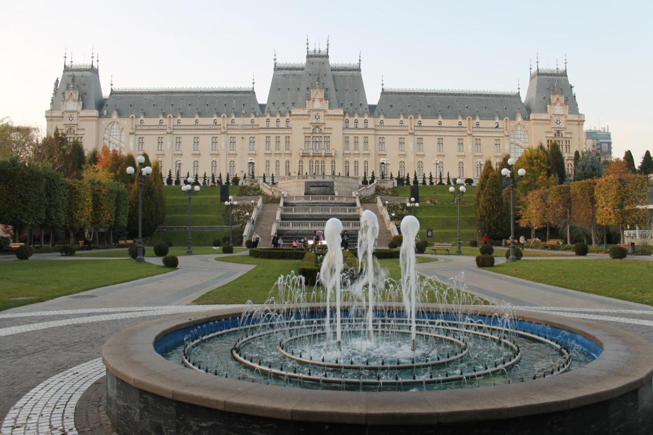Simona Apartament Palas Mall Iasi Exteriör bild